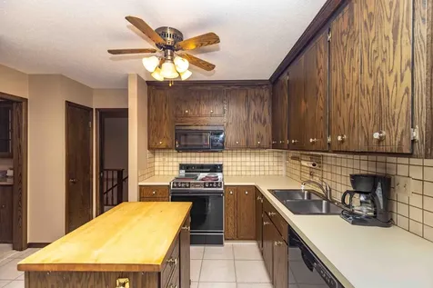 501 23rd Avenue S Fargo ND 58103