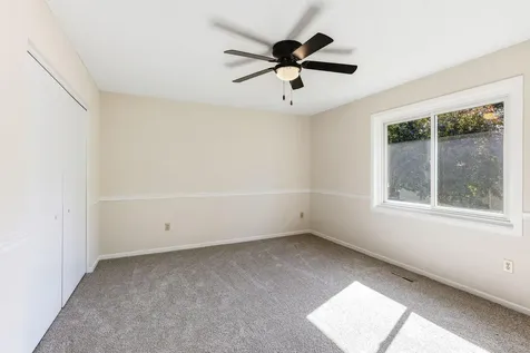 2176 Leyland Alcove Woodbury MN 55125