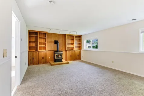 2176 Leyland Alcove Woodbury MN 55125