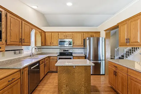 2176 Leyland Alcove Woodbury MN 55125