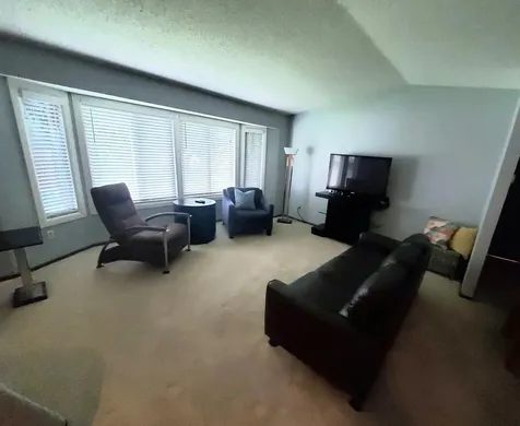 4504 Laramie Trail Minnetonka MN 55345