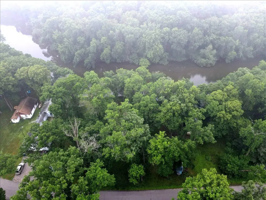 10759 70th Street Clear Lake MN 55319