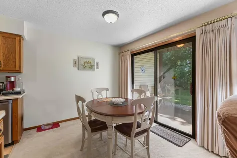 975 Heritage Court E Vadnais Heights MN 55127