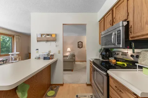 975 Heritage Court E Vadnais Heights MN 55127
