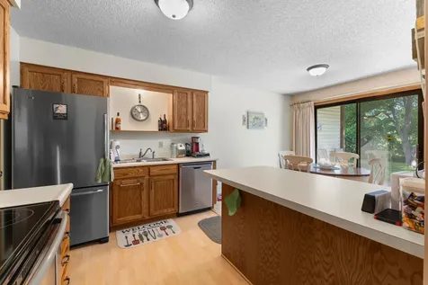 975 Heritage Court E Vadnais Heights MN 55127