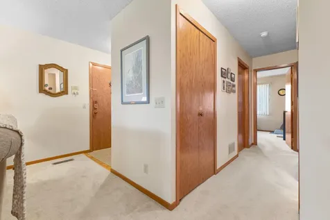 975 Heritage Court E Vadnais Heights MN 55127