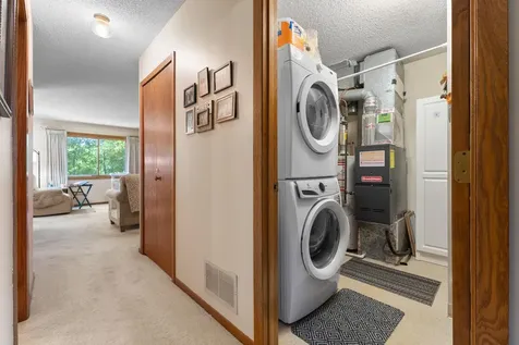 975 Heritage Court E Vadnais Heights MN 55127