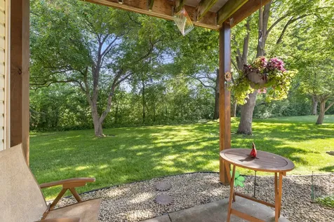 975 Heritage Court E Vadnais Heights MN 55127