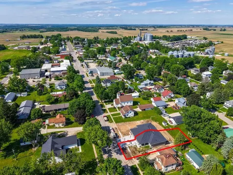 244 Gold Street S Wykoff MN 55990