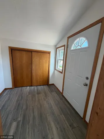 607 1st Avenue E Shakopee MN 55379