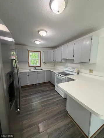 607 1st Avenue E Shakopee MN 55379