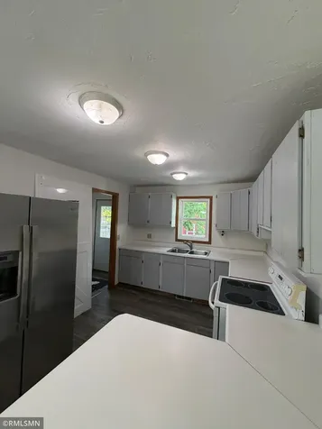 607 1st Avenue E Shakopee MN 55379