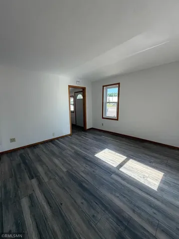 607 1st Avenue E Shakopee MN 55379