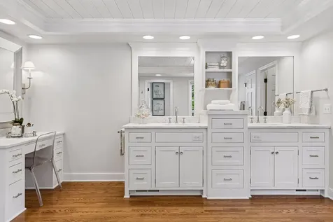 60 Myrtlewood Road Wayzata MN 55391