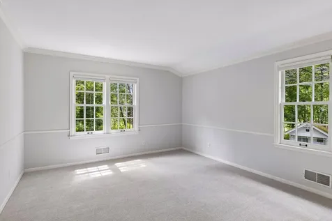 60 Myrtlewood Road Wayzata MN 55391