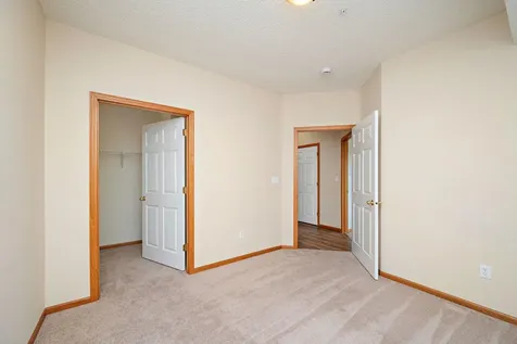12727 College View Drive Eden Prairie MN 55347