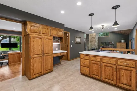 18363 Jasper Path Lakeville MN 55044