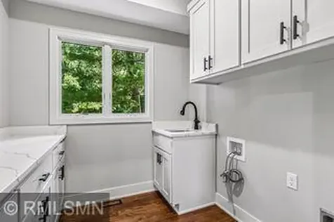 1255 78th Street Victoria MN 55386