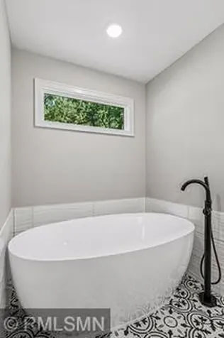 1255 78th Street Victoria MN 55386