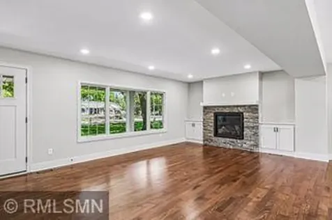 1255 78th Street Victoria MN 55386