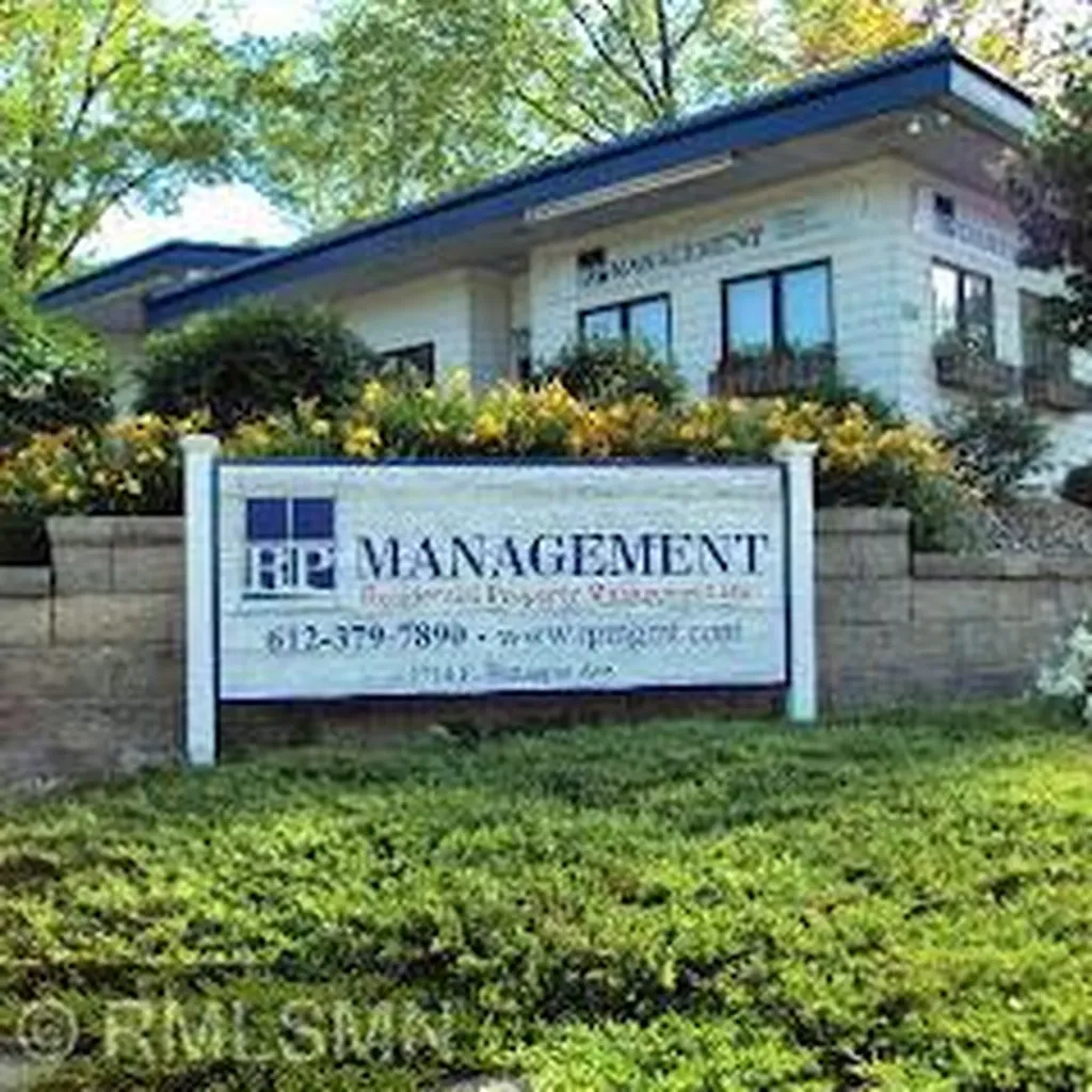 1714 E Hennepin Avenue Minneapolis MN 55414