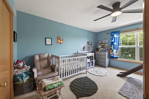 440 Hickory Lane N Oakdale MN 55128