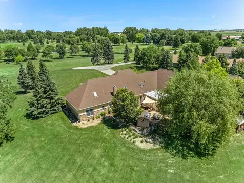 705 18th Avenue N Moorhead MN 56560