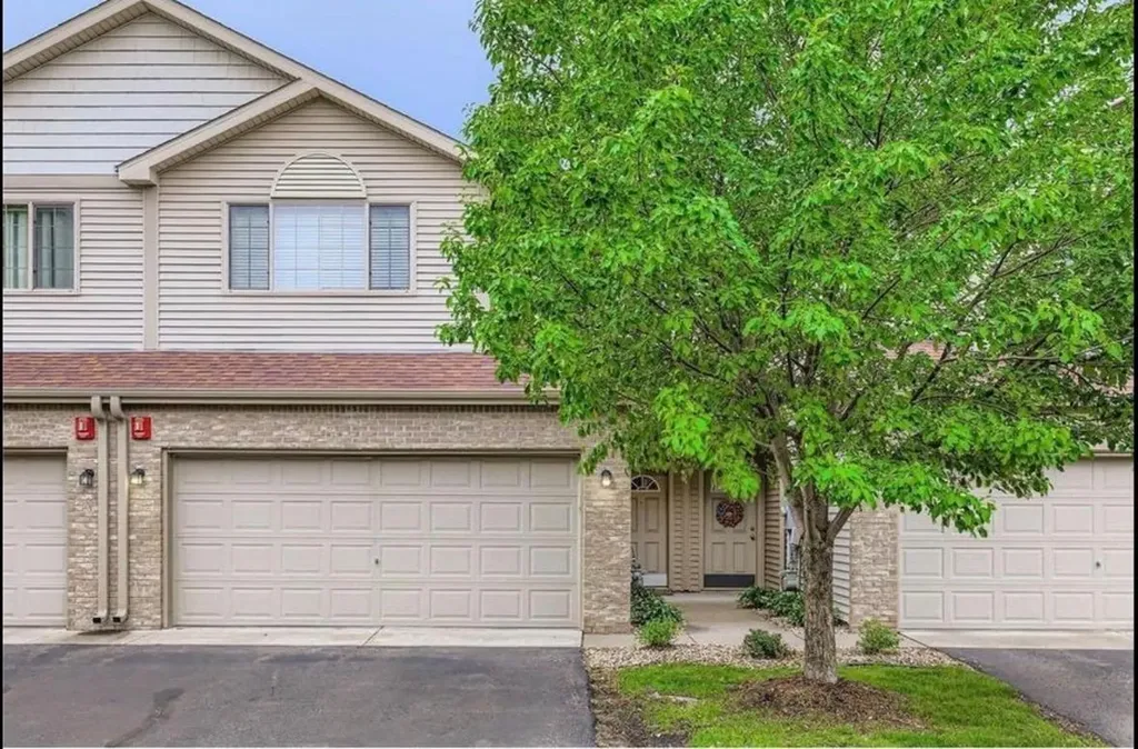 179 Stallion Lane Lino Lakes MN 55014