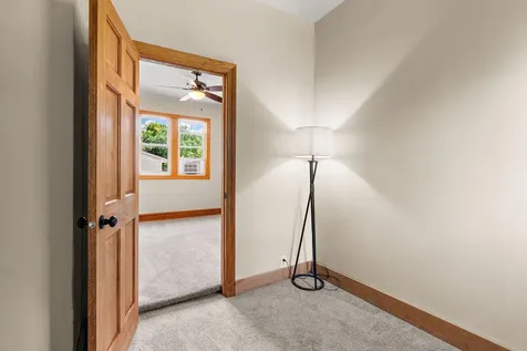 2219 Eldridge Avenue E North Saint Paul MN 55109