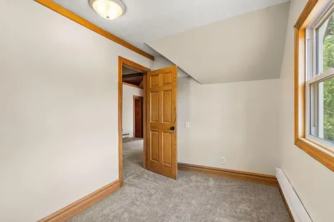 2219 Eldridge Avenue E North Saint Paul MN 55109