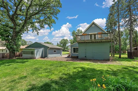 2219 Eldridge Avenue E North Saint Paul MN 55109