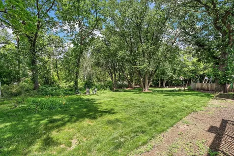 2219 Eldridge Avenue E North Saint Paul MN 55109