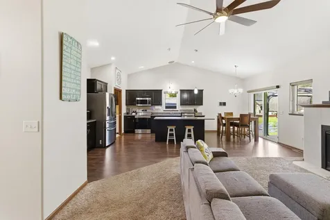 300 Tanager Road Mankato MN 56001