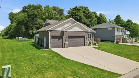 300 Tanager Road Mankato MN 56001