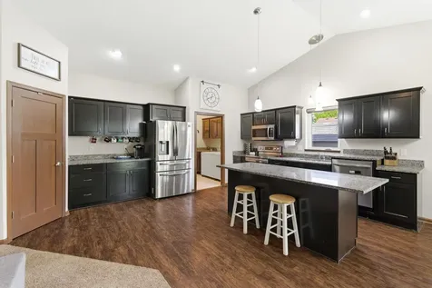 300 Tanager Road Mankato MN 56001