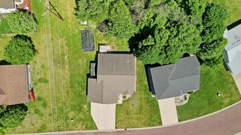 300 Tanager Road Mankato MN 56001
