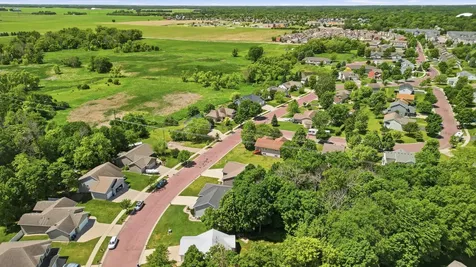 300 Tanager Road Mankato MN 56001