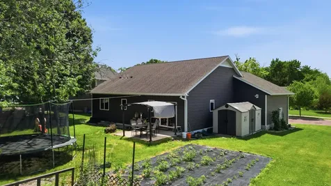 300 Tanager Road Mankato MN 56001