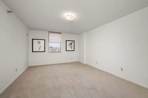 401 1st Street S Minneapolis MN 55401