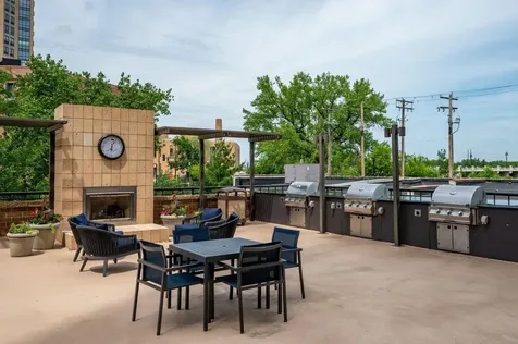 401 1st Street S Minneapolis MN 55401