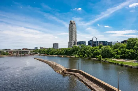 401 1st Street S Minneapolis MN 55401