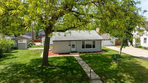 666 3rd Avenue NW New Brighton MN 55112