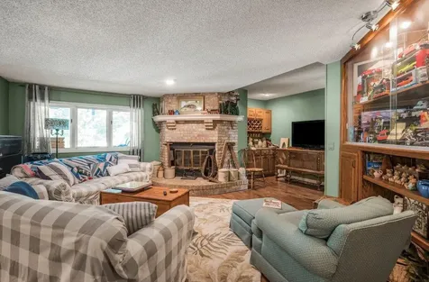 13060 Oakview Lane N Dayton MN 55327