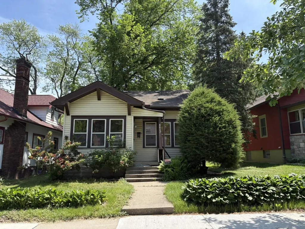 4617 Columbus Avenue Minneapolis MN 55407