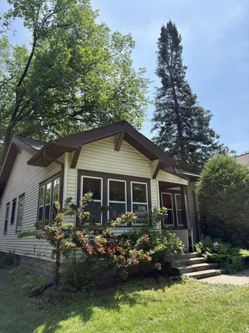 4617 Columbus Avenue Minneapolis MN 55407