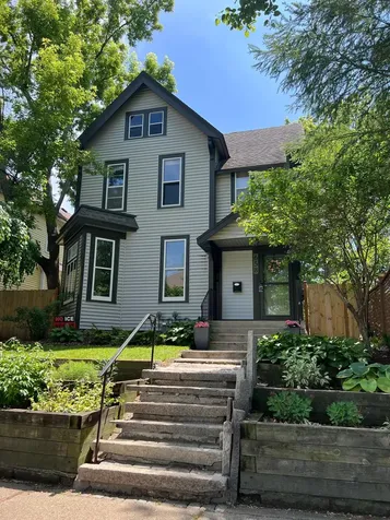 658 Holly Avenue Saint Paul MN 55104