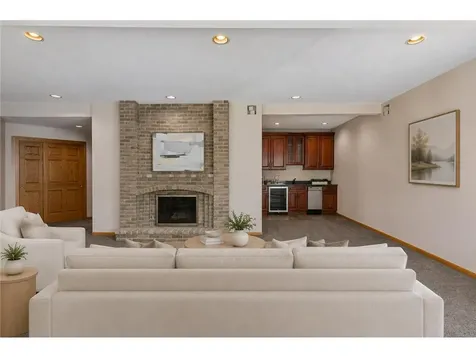 4005 County Road 44 Mound MN 55364