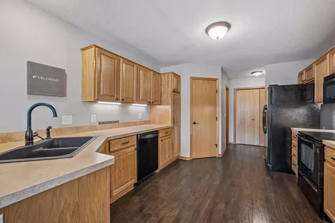 5625 100th Lane N Brooklyn Park MN 55443