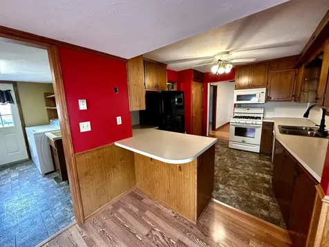 415 N 6th Street Marshall MN 56258