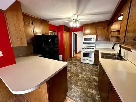 415 N 6th Street Marshall MN 56258